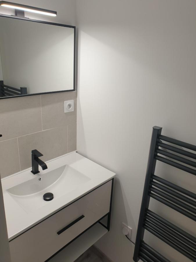 Mezza'Nimes Apartment Exterior photo