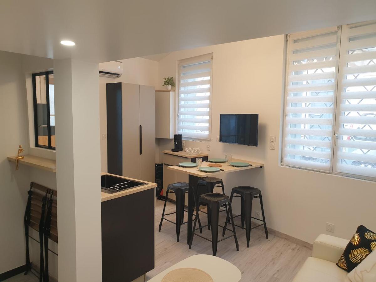 Mezza'Nimes Apartment Exterior photo